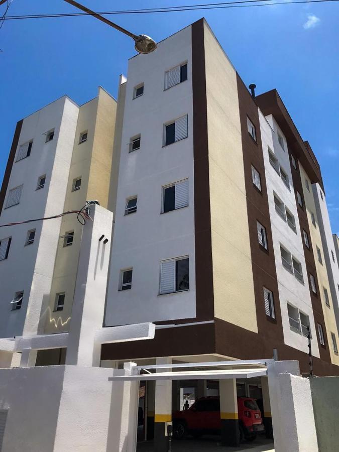 Apartment Novo , Poucos Metros Da Com Wi Fi *