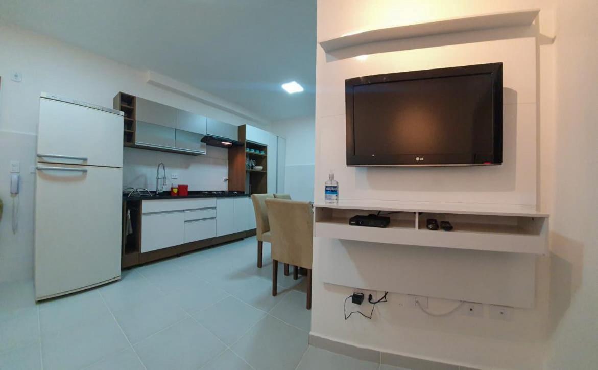 Apartment Novo , Poucos Metros Da Com Wi Fi Ubatuba