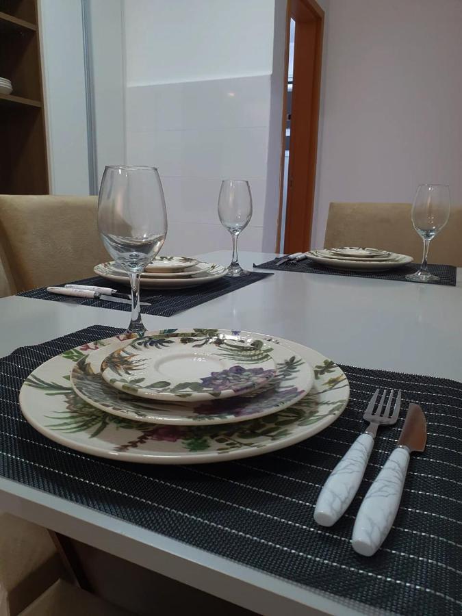 Apartment Novo , Poucos Metros Da Com Wi Fi Ubatuba